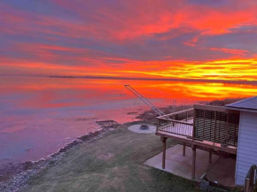 Sun Chaser Bay